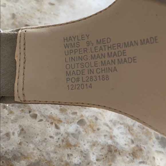 🛍️2/$20 Kenneth Cole grey wedge size 9.5 - Picture 7 of 11